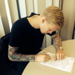 screen-makienok-firma-contratto.png