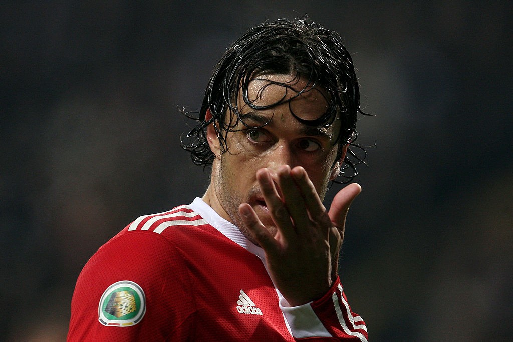 Eintracht Frankfurt v FC Bayern Muenchen - DFB Cup