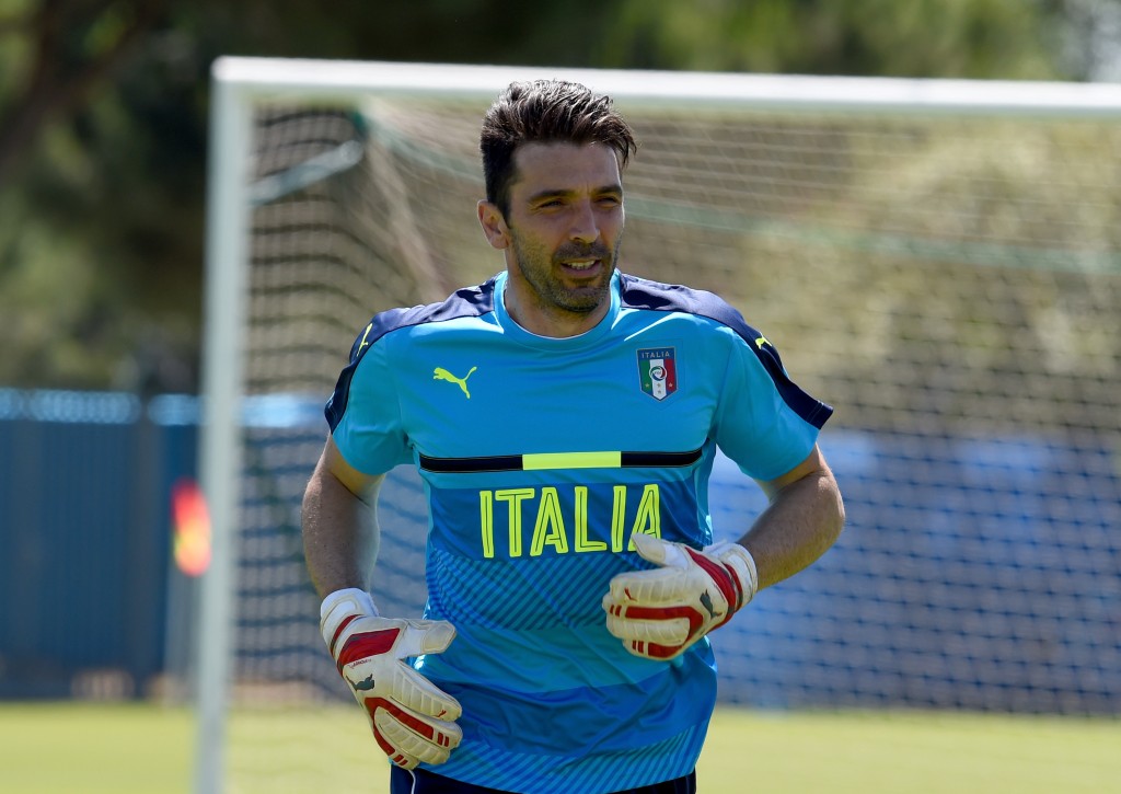 Italy Training Session &amp; Press Conference
