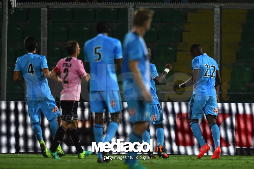 PALERMO, ITALY - AUGUST 06:  Aaron Leya Iseka of Olympique Marseille celebratea after scoring the penalty (1-1) during the friendly match between US Citta' di Palermo and Olympique Marseille at Renzo Barbera Stadium on August 6, 2016 in Palermo, Italy.  (