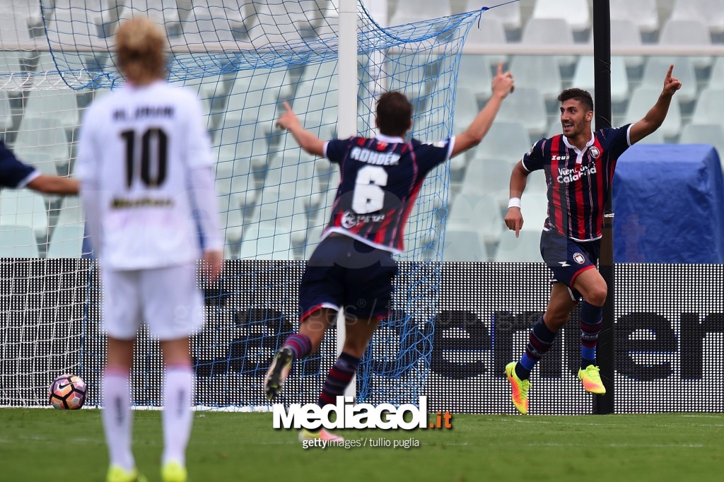 FC Crotone v US Citta di Palermo - Serie A