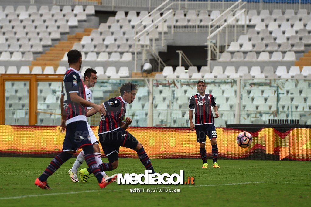 FC Crotone v US Citta di Palermo - Serie A