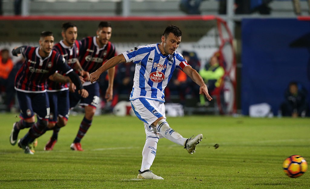 FC Crotone v Pescara Calcio - Serie A