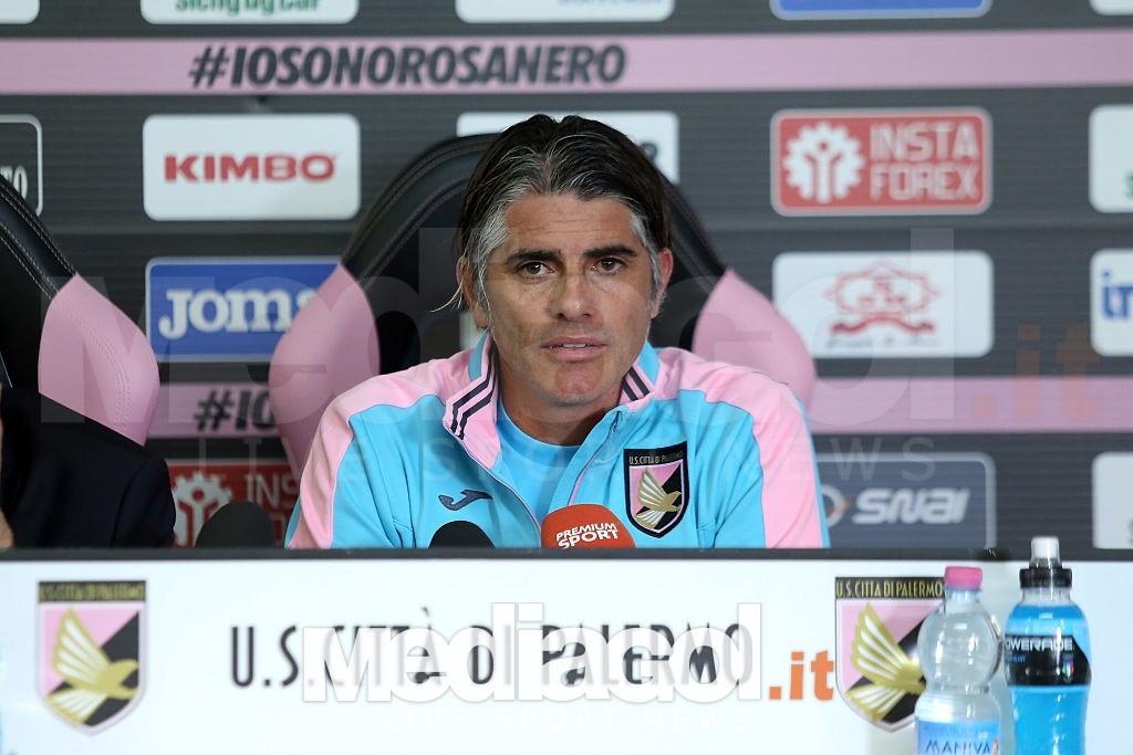 US Citta di Palermo Unveils New Coach Diego Lopez