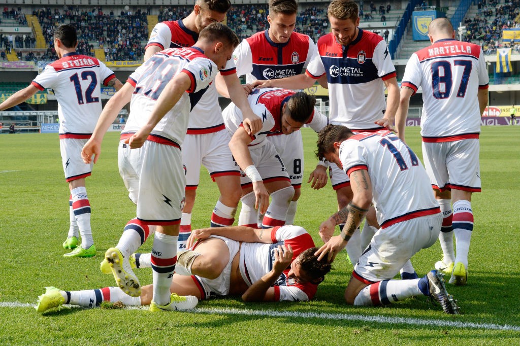 AC ChievoVerona v FC Crotone - Serie A