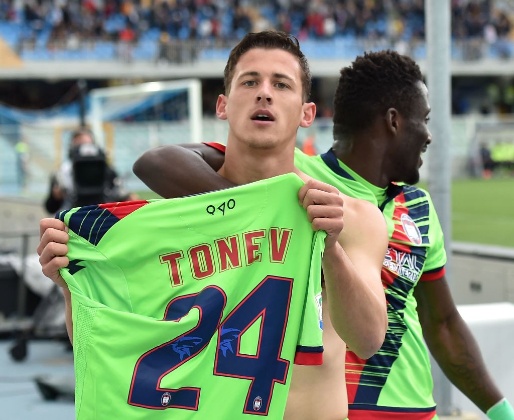 Pescara Calcio v FC Crotone - Serie A