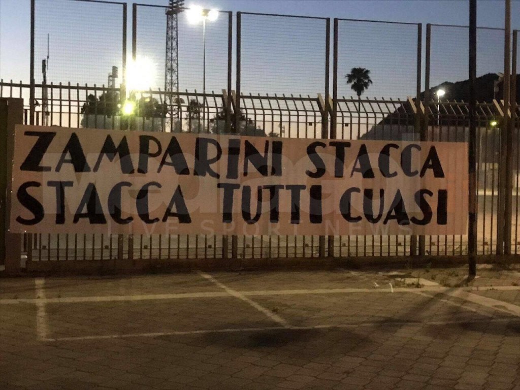 Striscione Stadio Barbera contro Zamparini