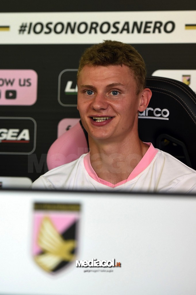 US Citta di Palermo Unveils New Singning Pawel Dawidowicz