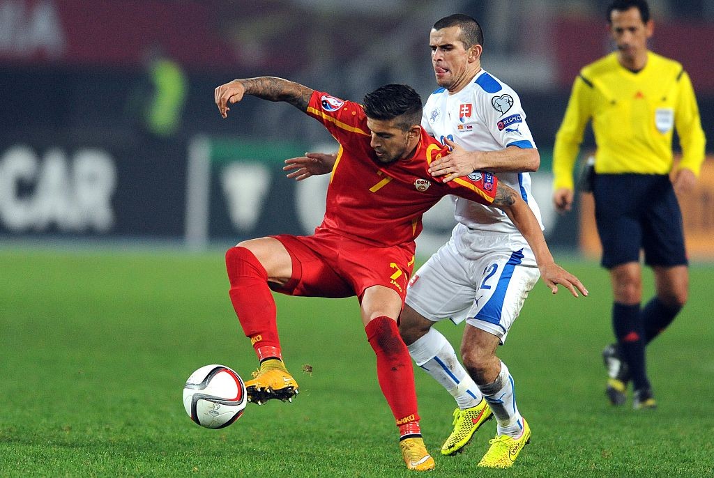 FBL-EURO-2016-MKD-SVK