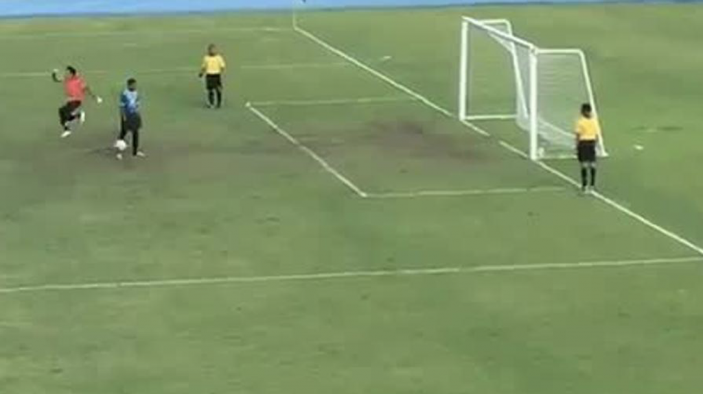 video curiosita portiere altri campionati