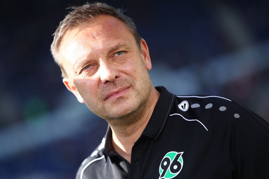 Hannover 96 v VfB Stuttgart - Bundesliga