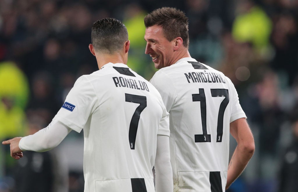 Juventus v Valencia - UEFA Champions League Group H