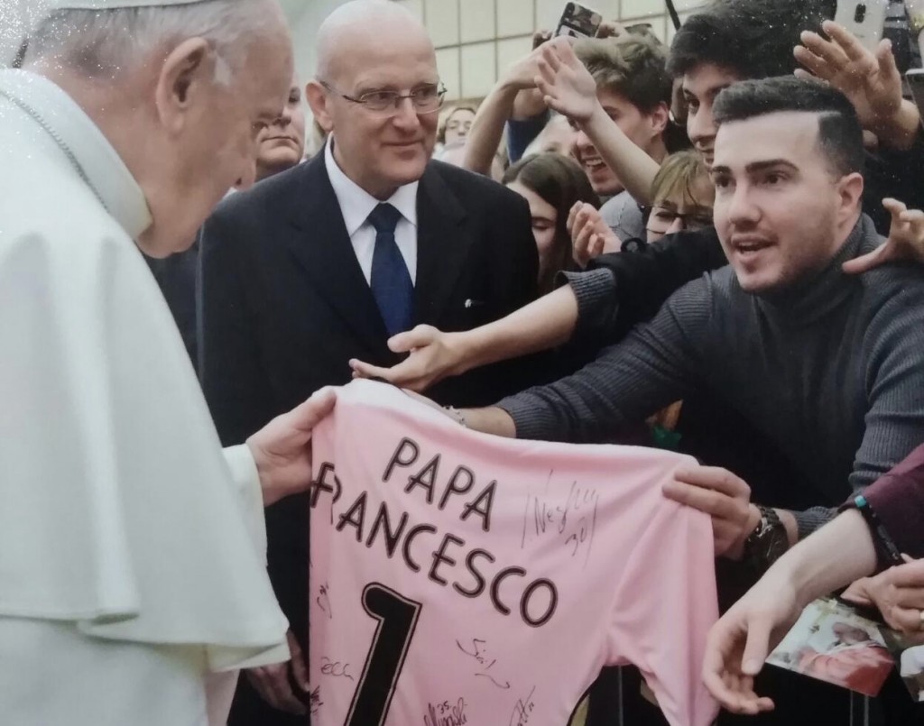Perrone maglia palermo papa