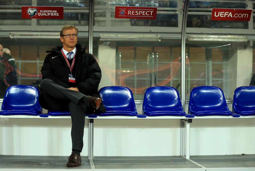 Finland v Northern Ireland - UEFA EURO 2016 Qualifier