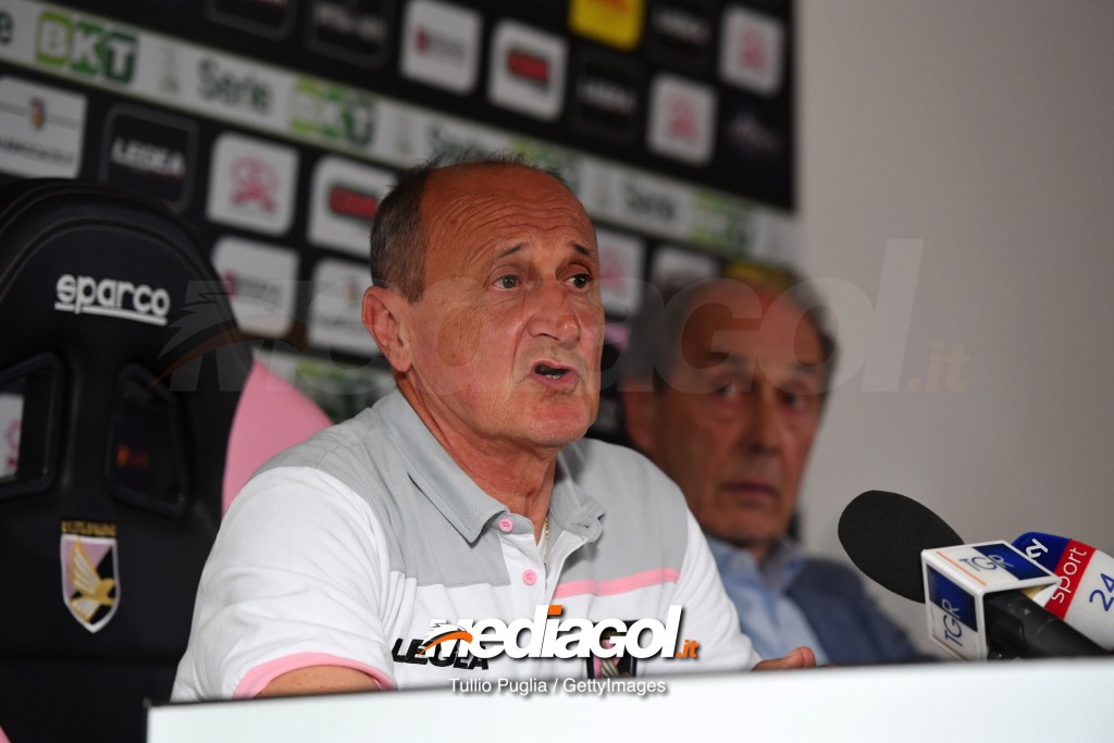 US Citta di Palermo Training Session And Press Conference
