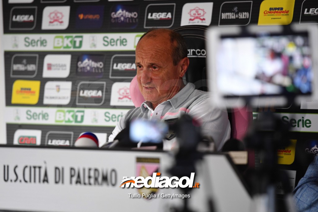 US Citta di Palermo Training Session And Press Conference