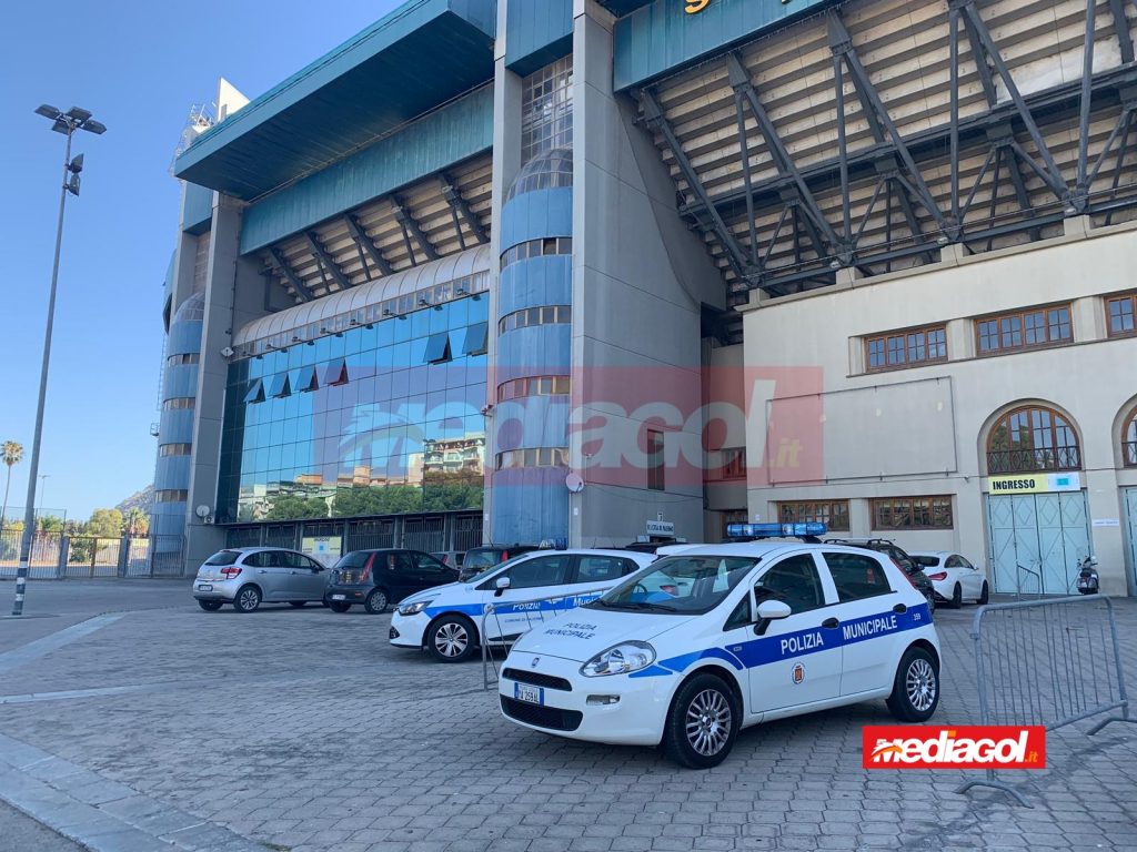 polizia stadio Renzo Barbera
