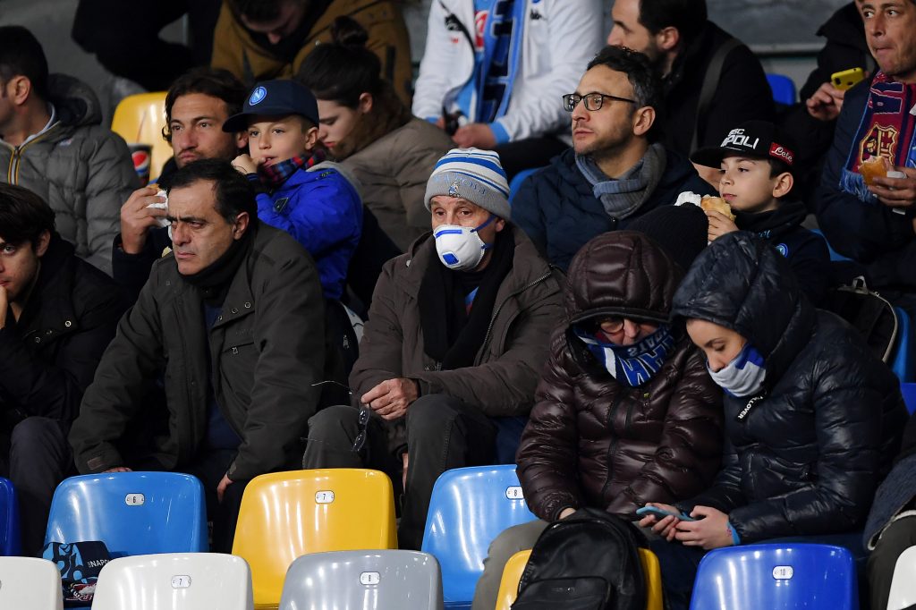 SSC Napoli v FC Barcelona - UEFA Champions League Round of 16: First Leg