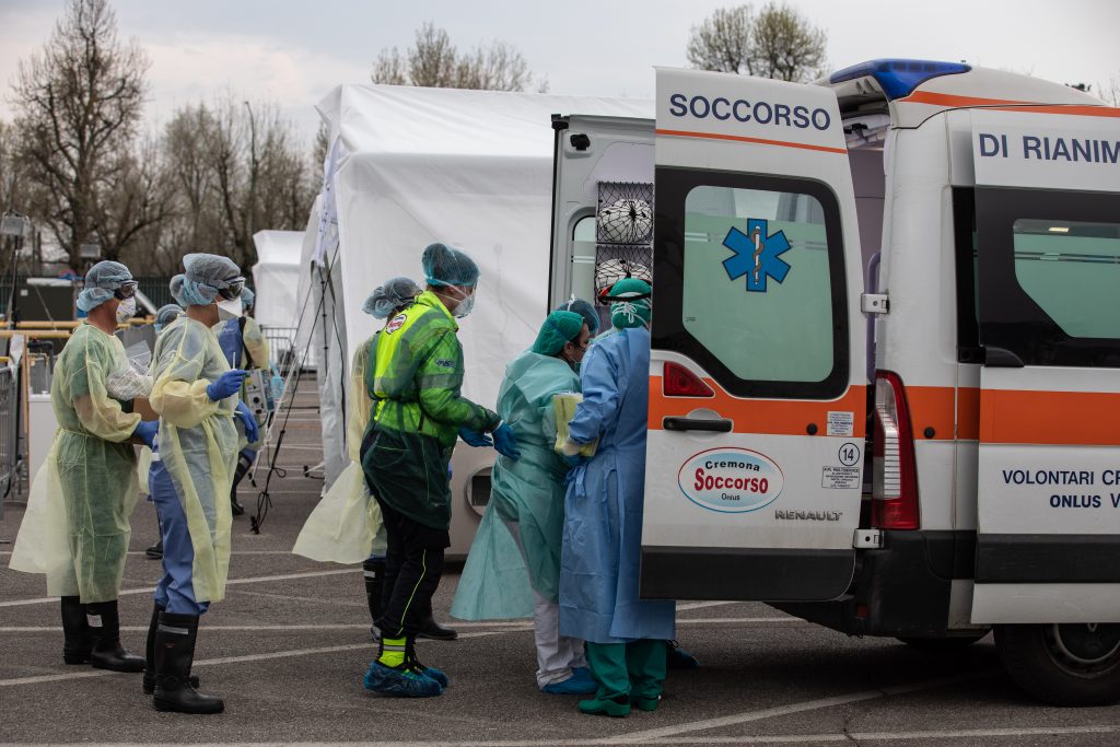 US Charity Builds Field Hospital In Cremona To Assist With Coronavirus Treatment
