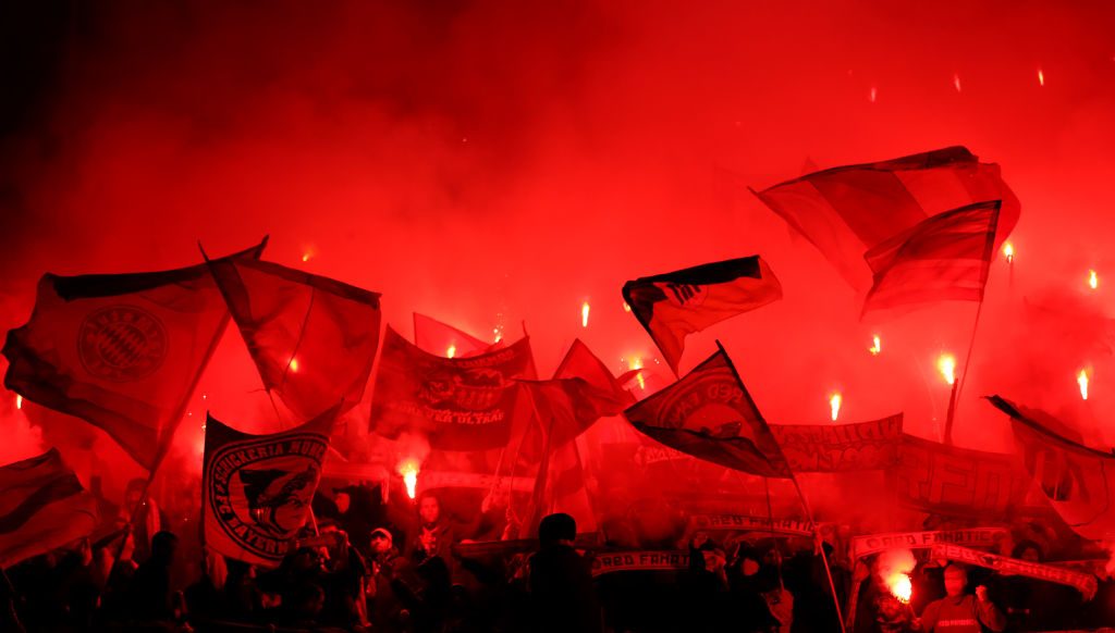 Crvena Zvezda v Bayern Muenchen: Group B - UEFA Champions League