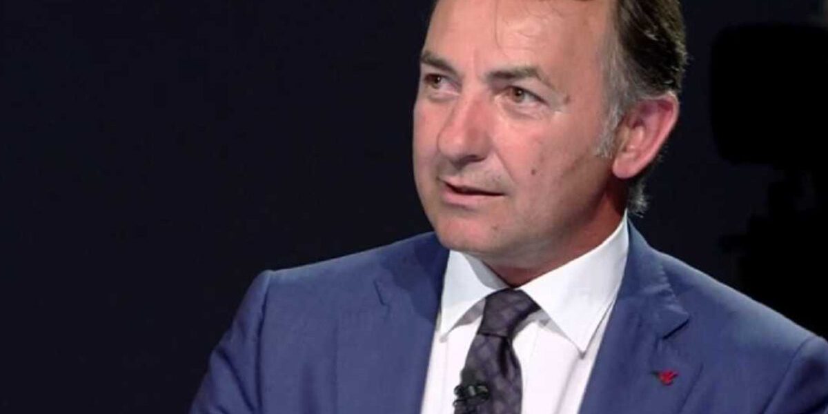 Massimo Mauro colpito da un infarto: operato d'urgenza, è fuori ...