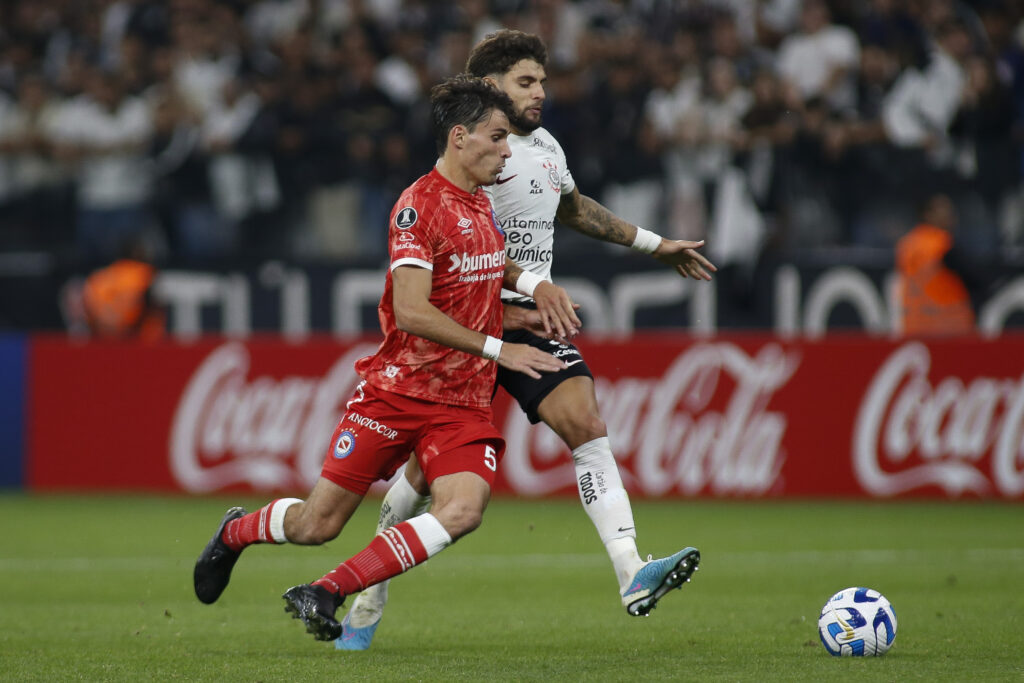 Corinthians v Argentinos Juniors - Copa CONMEBOL Libertadores 2023