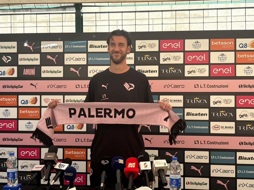 Conferenza stampa