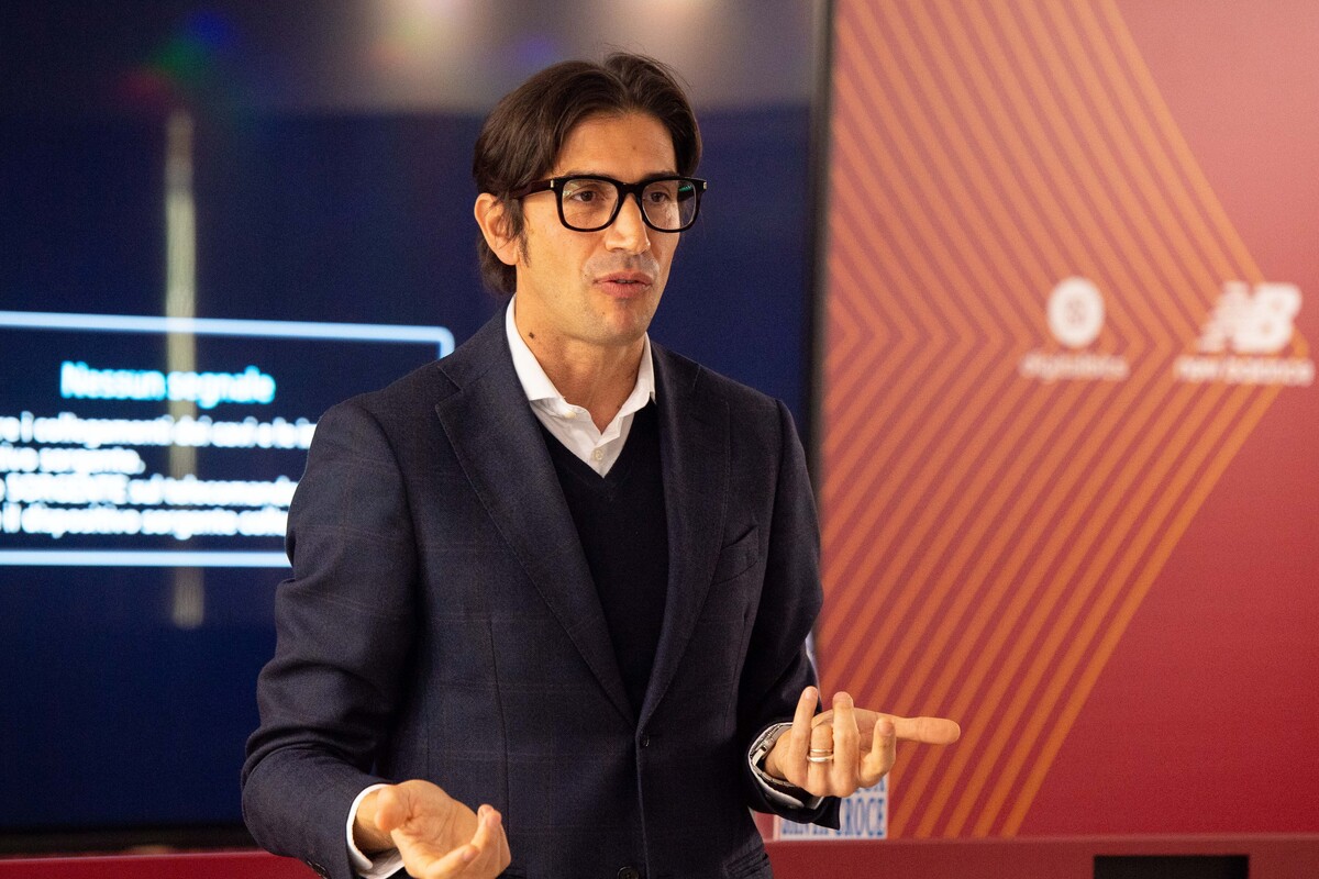 AS Roma Unveil New Match Analyst Gianpaolo Calvarese