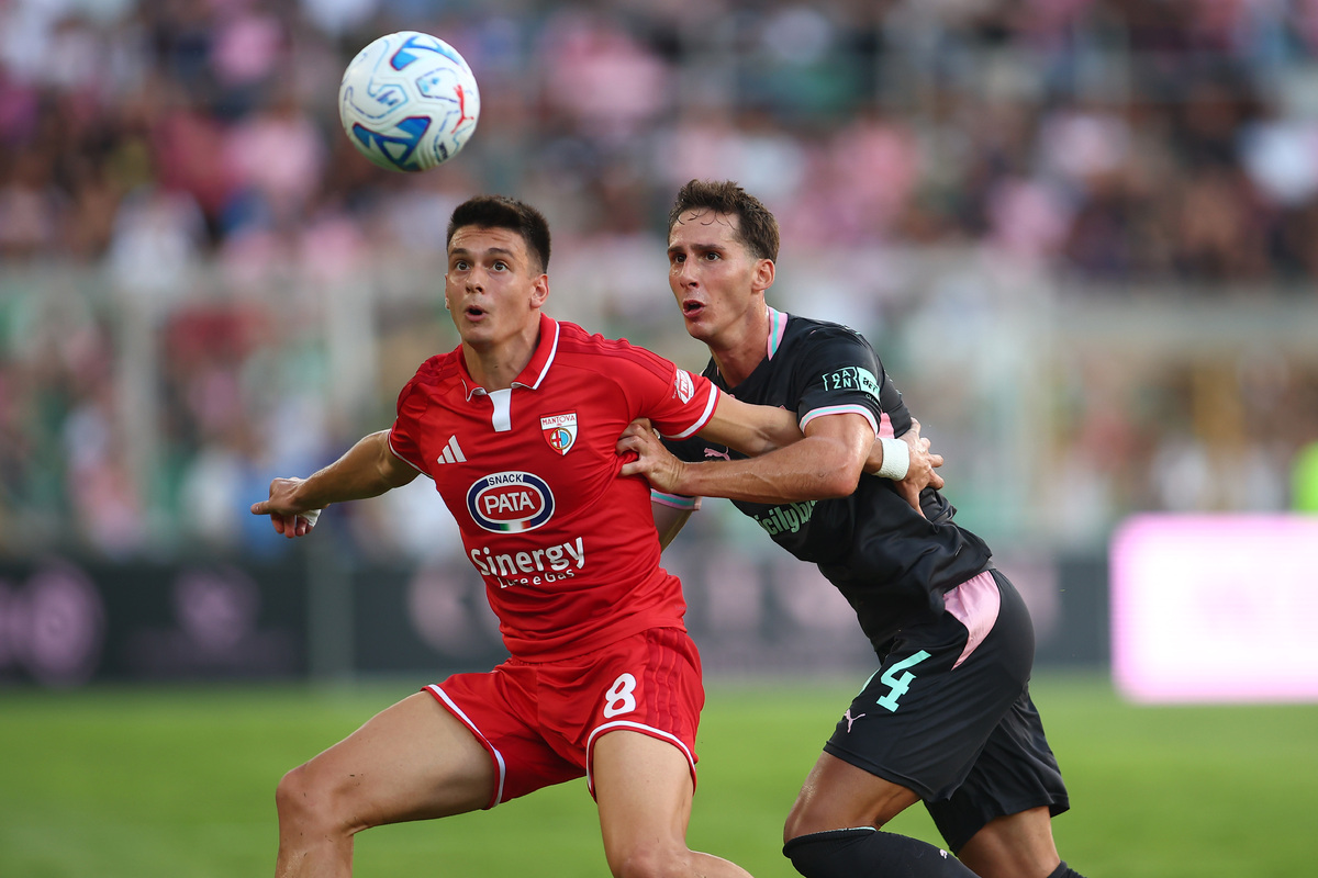 Palermo FC v Mantova 1911 - Coppa Italia