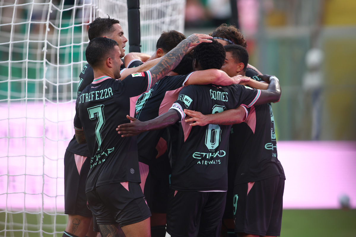 Palermo FC v Mantova 1911 - Coppa Italia