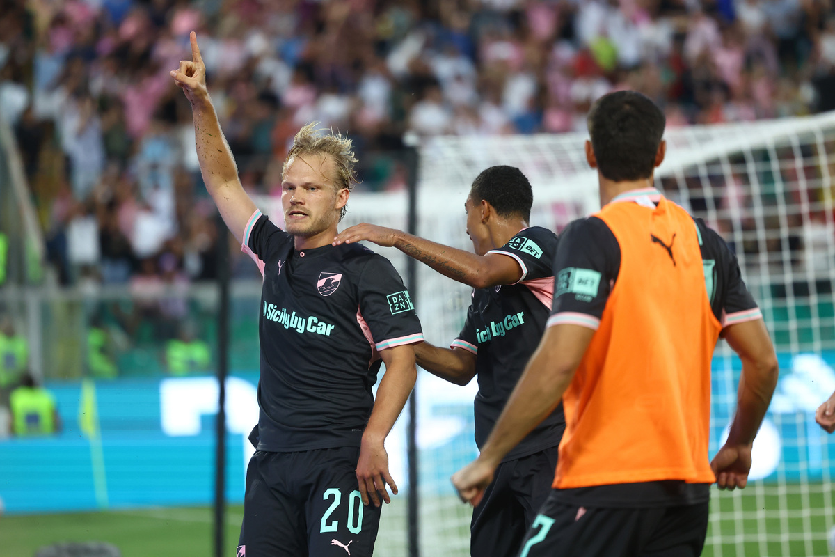 Palermo FC v Mantova 1911 - Coppa Italia